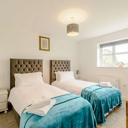 4 Bed In Thirsk 82823 Holiday home *