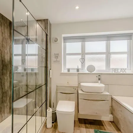4 Bed In Thirsk Oc-82823 Holiday home *