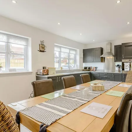 4 Bed In Thirsk Oc-82823 Carthorpe